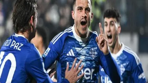 “亚冬会女子速度滑冰短距离团体接力赛决赛”