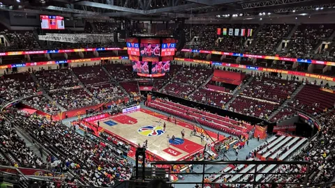 大乐透期号专家推荐：美职业重点场质合分析前区十码